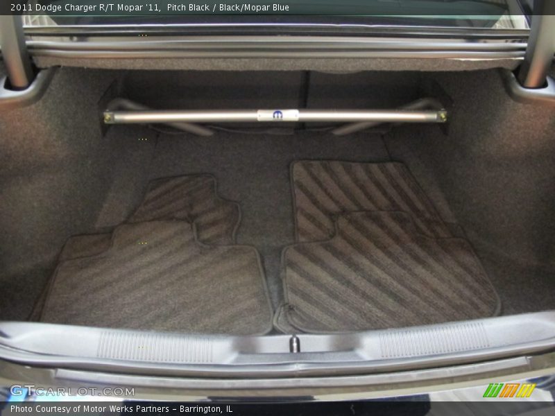  2011 Charger R/T Mopar '11 Trunk