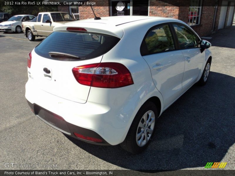 Clear White / Beige 2012 Kia Rio Rio5 LX Hatchback
