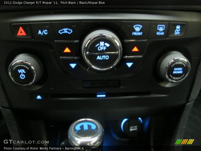 Pitch Black / Black/Mopar Blue 2011 Dodge Charger R/T Mopar '11