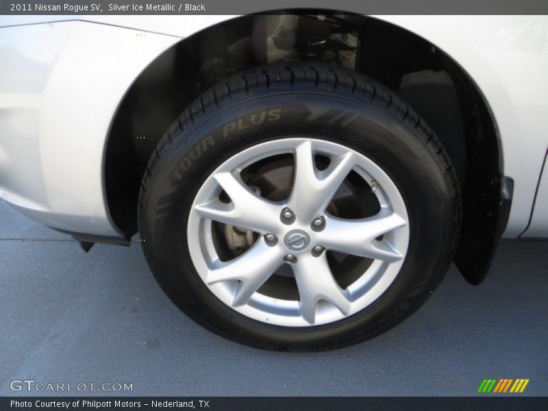 Silver Ice Metallic / Black 2011 Nissan Rogue SV
