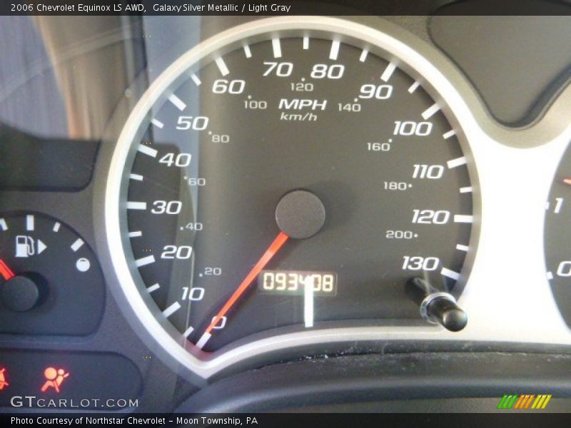 Galaxy Silver Metallic / Light Gray 2006 Chevrolet Equinox LS AWD