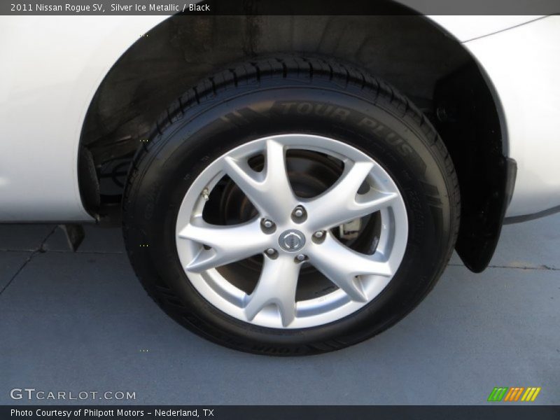 Silver Ice Metallic / Black 2011 Nissan Rogue SV