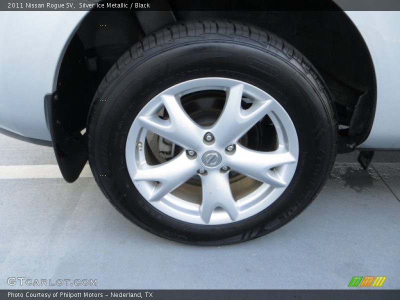 Silver Ice Metallic / Black 2011 Nissan Rogue SV