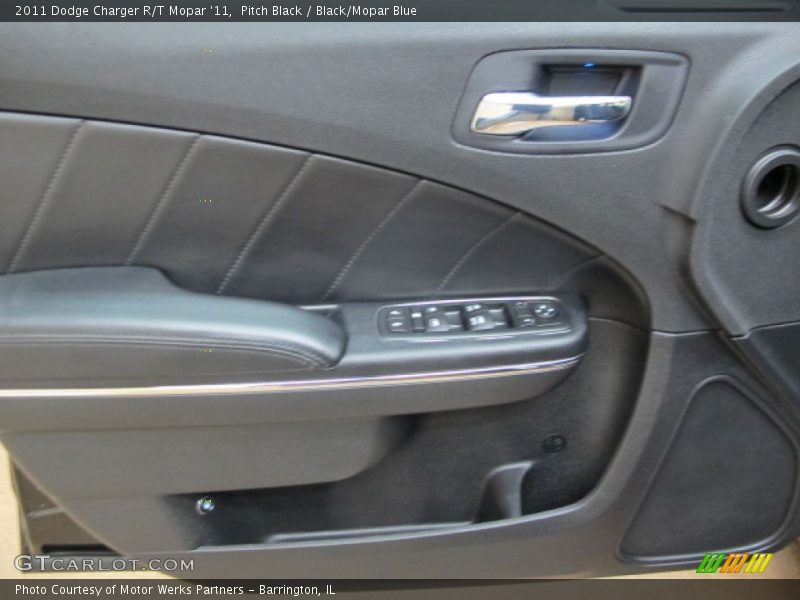 Pitch Black / Black/Mopar Blue 2011 Dodge Charger R/T Mopar '11
