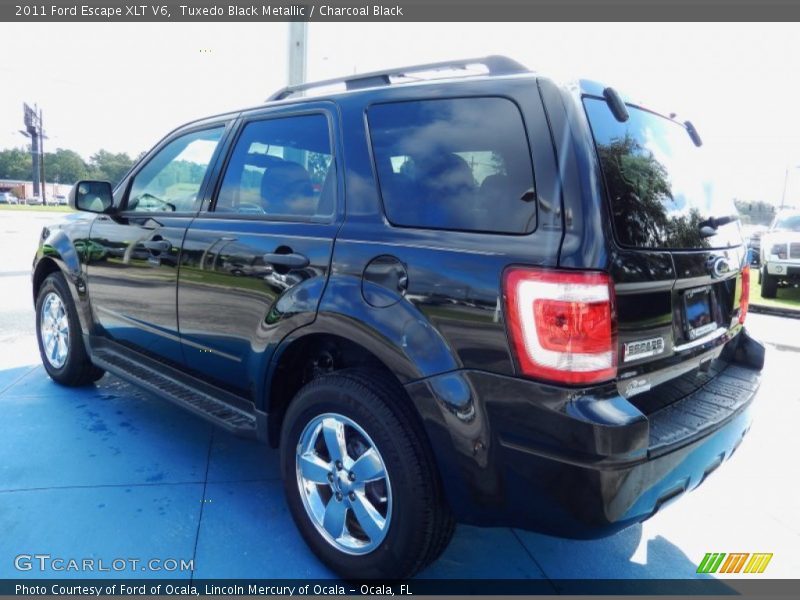 Tuxedo Black Metallic / Charcoal Black 2011 Ford Escape XLT V6