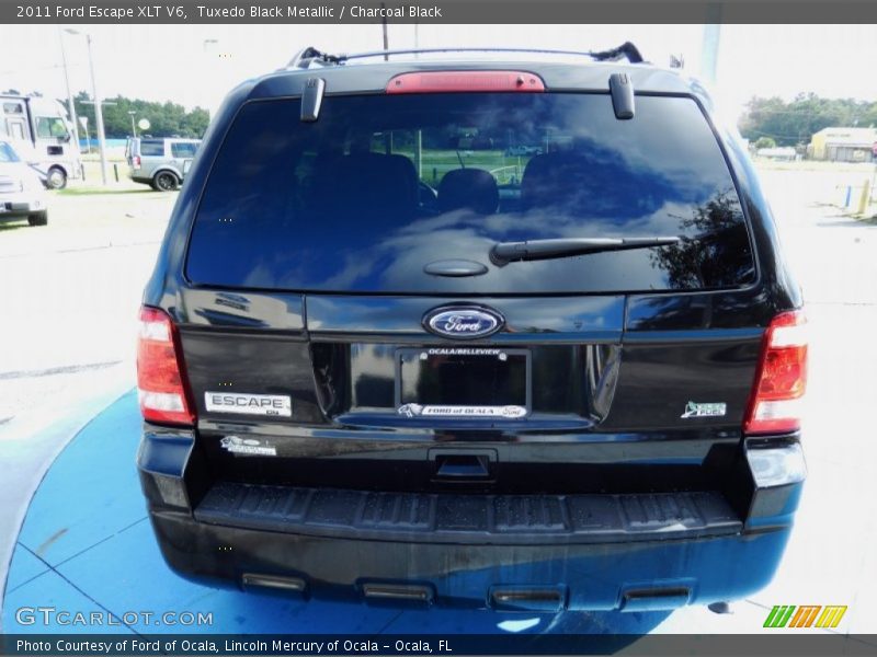 Tuxedo Black Metallic / Charcoal Black 2011 Ford Escape XLT V6