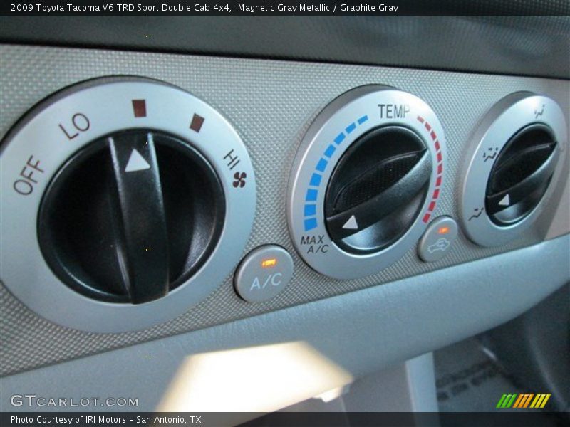 Magnetic Gray Metallic / Graphite Gray 2009 Toyota Tacoma V6 TRD Sport Double Cab 4x4
