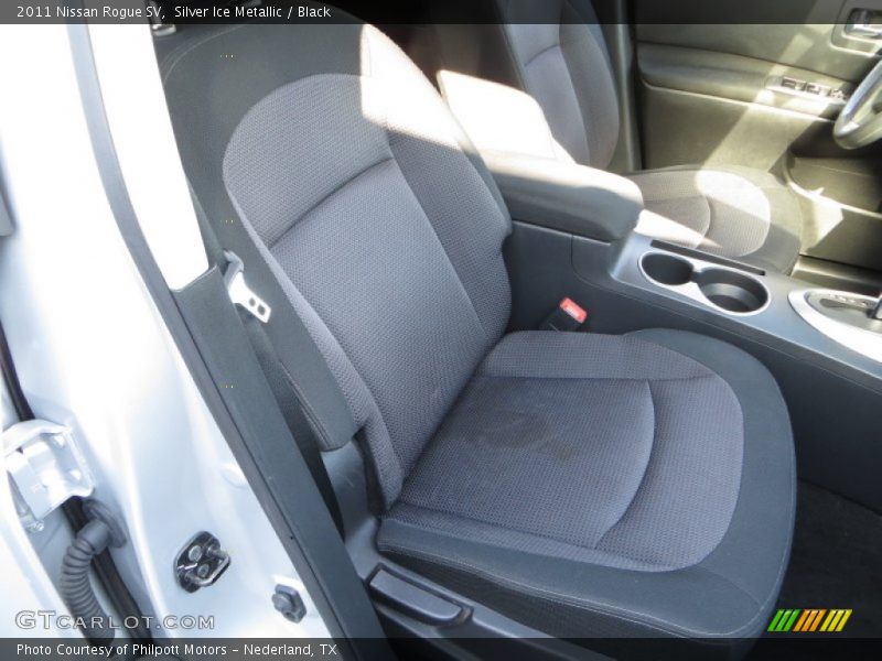 Silver Ice Metallic / Black 2011 Nissan Rogue SV
