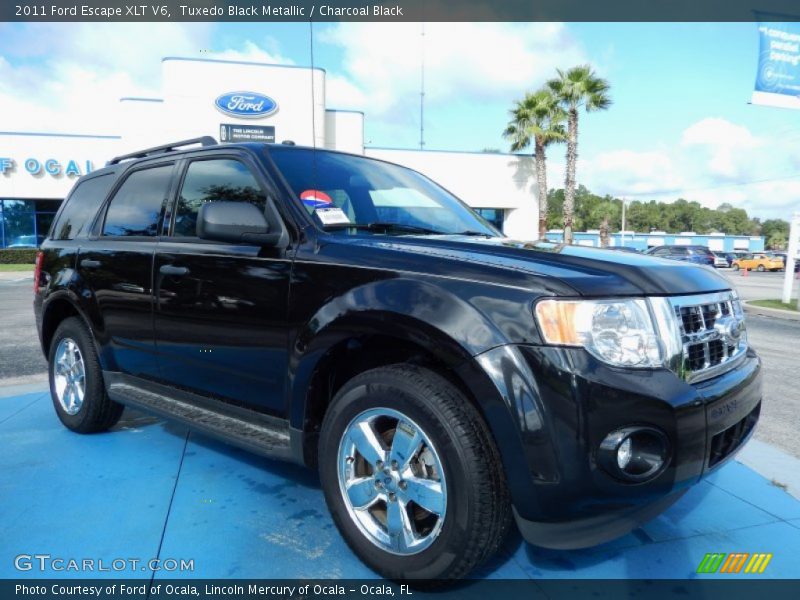 Tuxedo Black Metallic / Charcoal Black 2011 Ford Escape XLT V6