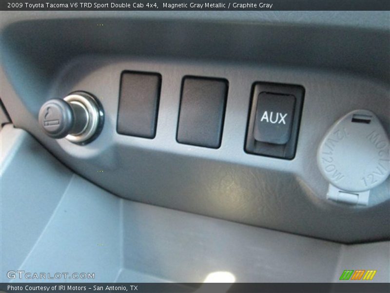 Magnetic Gray Metallic / Graphite Gray 2009 Toyota Tacoma V6 TRD Sport Double Cab 4x4
