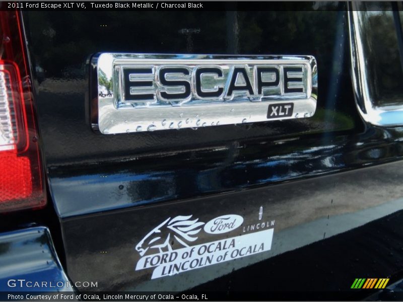 Tuxedo Black Metallic / Charcoal Black 2011 Ford Escape XLT V6