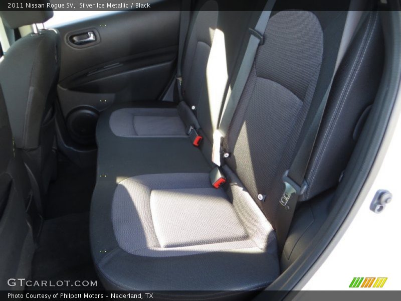 Silver Ice Metallic / Black 2011 Nissan Rogue SV
