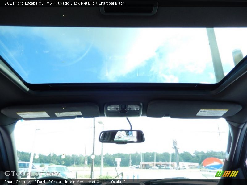 Tuxedo Black Metallic / Charcoal Black 2011 Ford Escape XLT V6