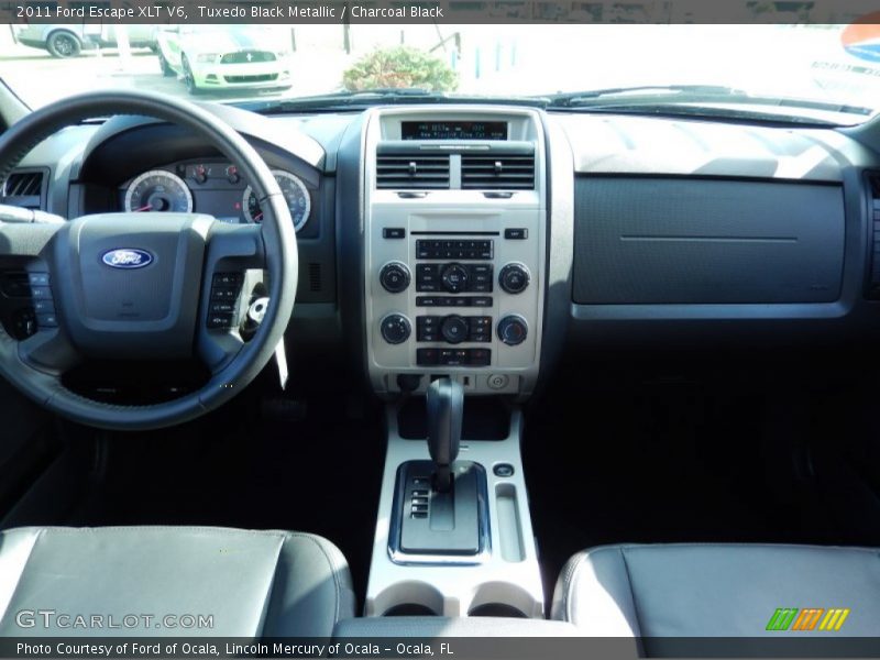 Tuxedo Black Metallic / Charcoal Black 2011 Ford Escape XLT V6