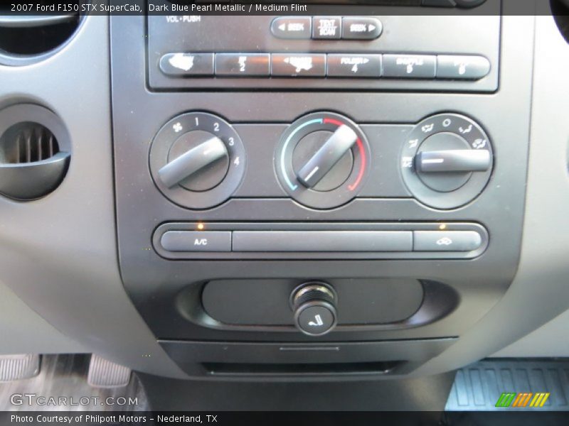 Dark Blue Pearl Metallic / Medium Flint 2007 Ford F150 STX SuperCab