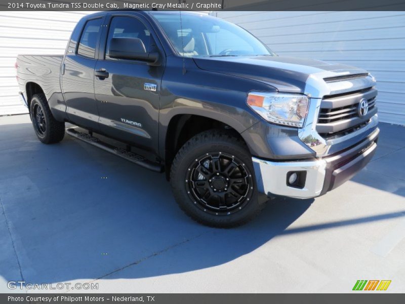 Magnetic Gray Metallic / Graphite 2014 Toyota Tundra TSS Double Cab