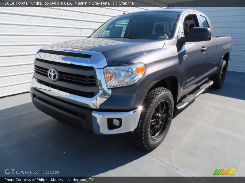 Magnetic Gray Metallic / Graphite 2014 Toyota Tundra TSS Double Cab