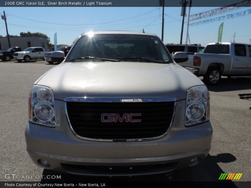 Silver Birch Metallic / Light Titanium 2008 GMC Yukon SLE