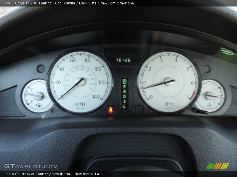 Cool Vanilla / Dark Slate Gray/Light Graystone 2005 Chrysler 300 Touring