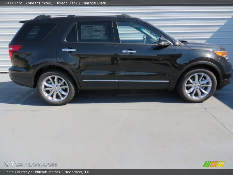 Tuxedo Black / Charcoal Black 2014 Ford Explorer Limited