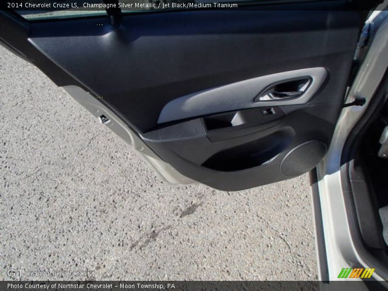 Champagne Silver Metallic / Jet Black/Medium Titanium 2014 Chevrolet Cruze LS