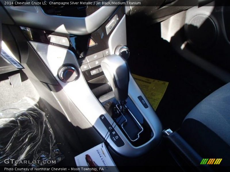Champagne Silver Metallic / Jet Black/Medium Titanium 2014 Chevrolet Cruze LS