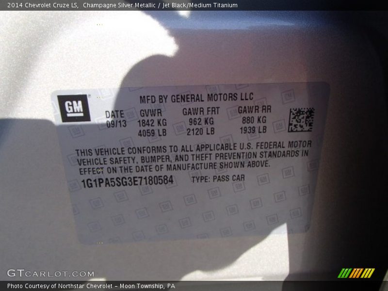 Champagne Silver Metallic / Jet Black/Medium Titanium 2014 Chevrolet Cruze LS
