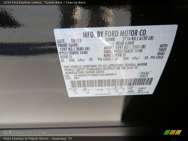 Tuxedo Black / Charcoal Black 2014 Ford Explorer Limited