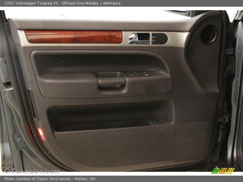 Offroad Grey Metallic / Anthracite 2005 Volkswagen Touareg V6