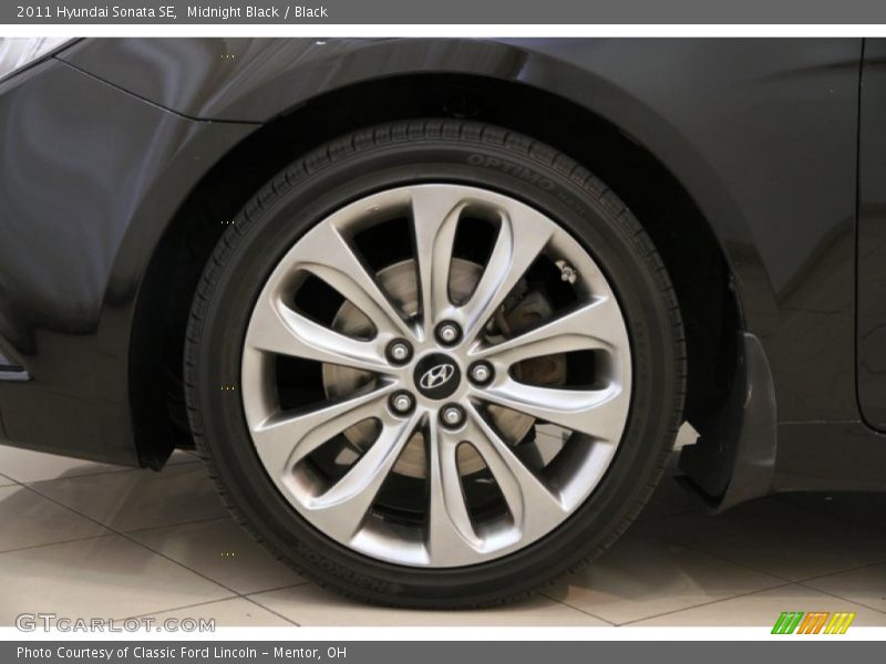 Midnight Black / Black 2011 Hyundai Sonata SE