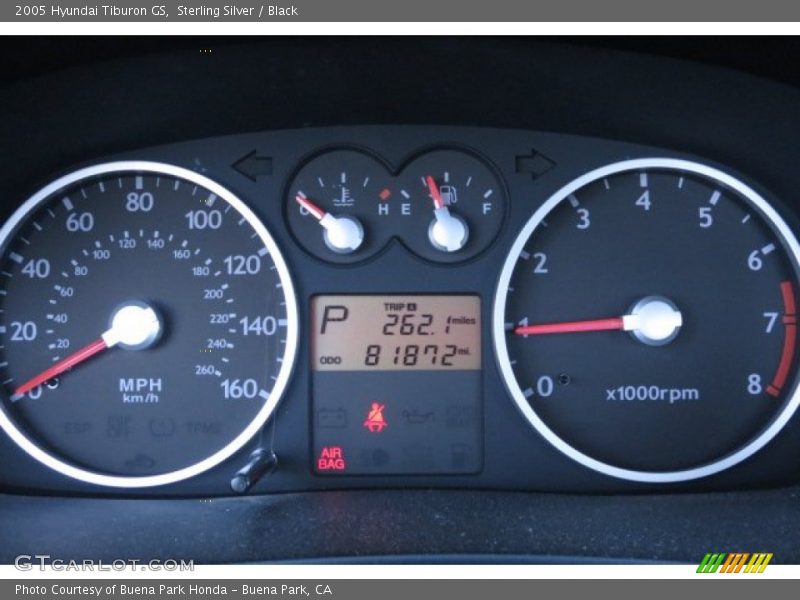 Sterling Silver / Black 2005 Hyundai Tiburon GS