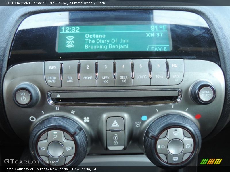 Summit White / Black 2011 Chevrolet Camaro LT/RS Coupe