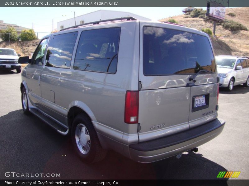Light Pewter Metallic / Medium Gray 2002 Chevrolet Astro LT