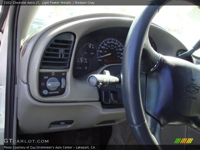 Light Pewter Metallic / Medium Gray 2002 Chevrolet Astro LT
