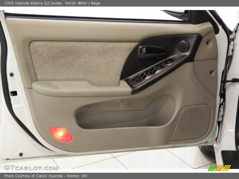 Nordic White / Beige 2005 Hyundai Elantra GLS Sedan