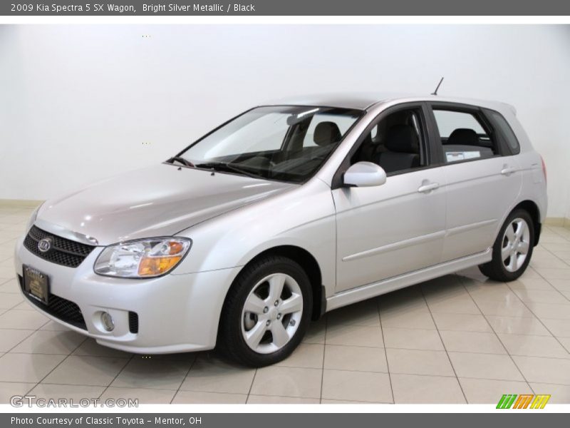 Bright Silver Metallic / Black 2009 Kia Spectra 5 SX Wagon