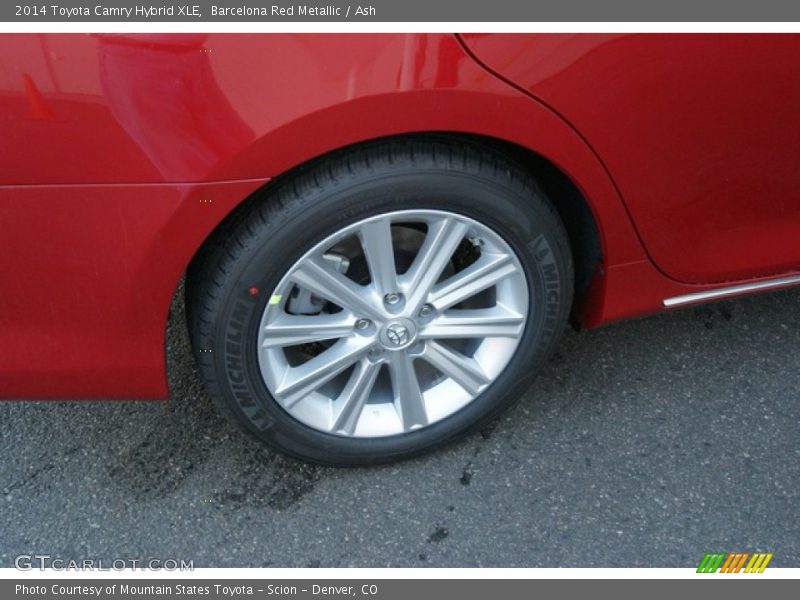 Barcelona Red Metallic / Ash 2014 Toyota Camry Hybrid XLE