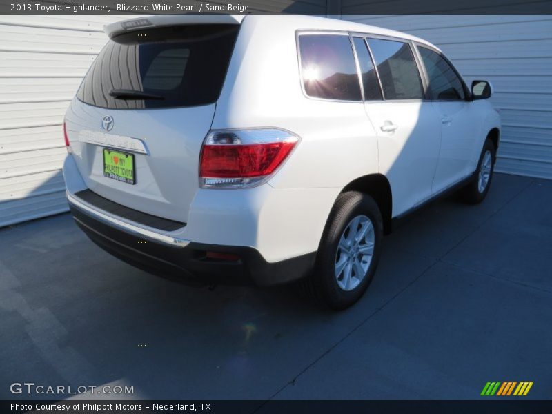 Blizzard White Pearl / Sand Beige 2013 Toyota Highlander