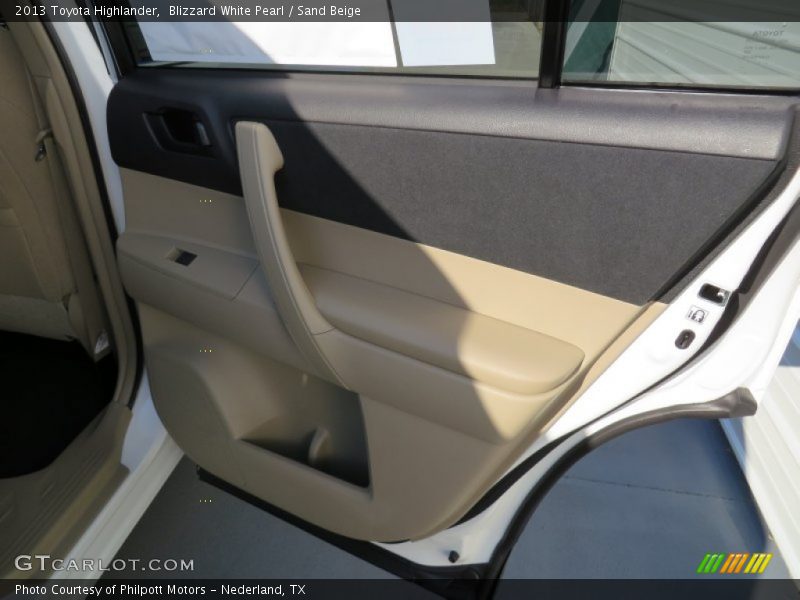 Blizzard White Pearl / Sand Beige 2013 Toyota Highlander