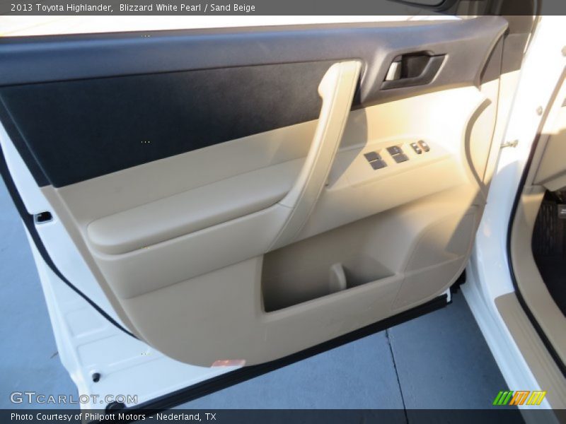 Blizzard White Pearl / Sand Beige 2013 Toyota Highlander