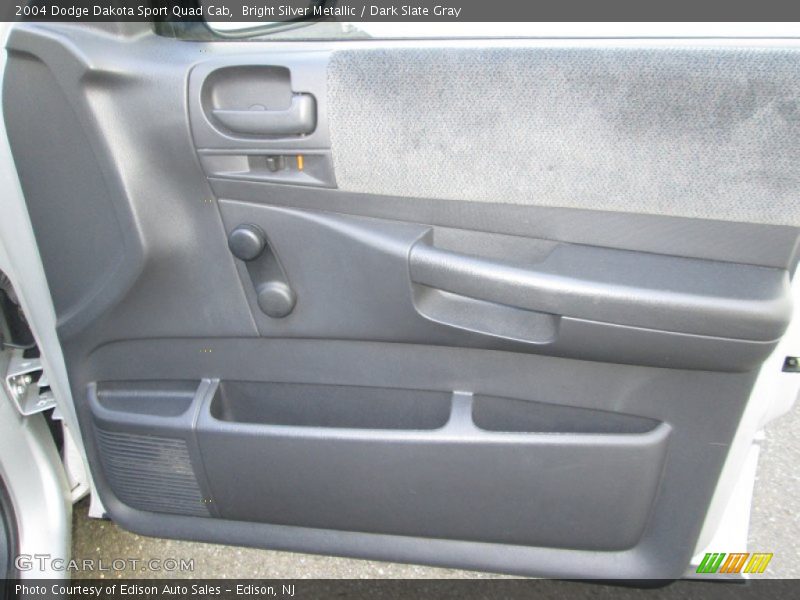 Bright Silver Metallic / Dark Slate Gray 2004 Dodge Dakota Sport Quad Cab