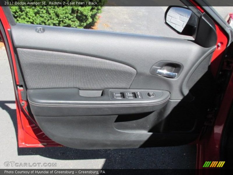 Redline 2-Coat Pearl / Black 2012 Dodge Avenger SE