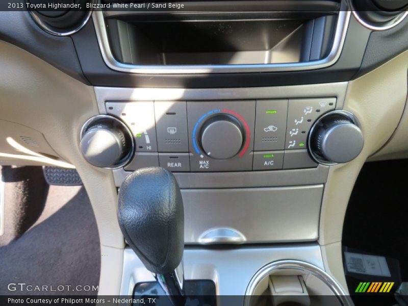 Blizzard White Pearl / Sand Beige 2013 Toyota Highlander