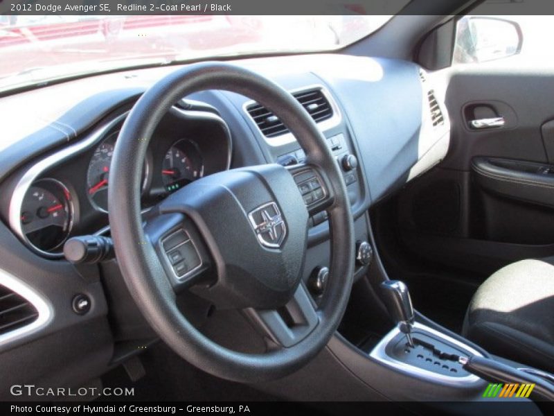 Redline 2-Coat Pearl / Black 2012 Dodge Avenger SE