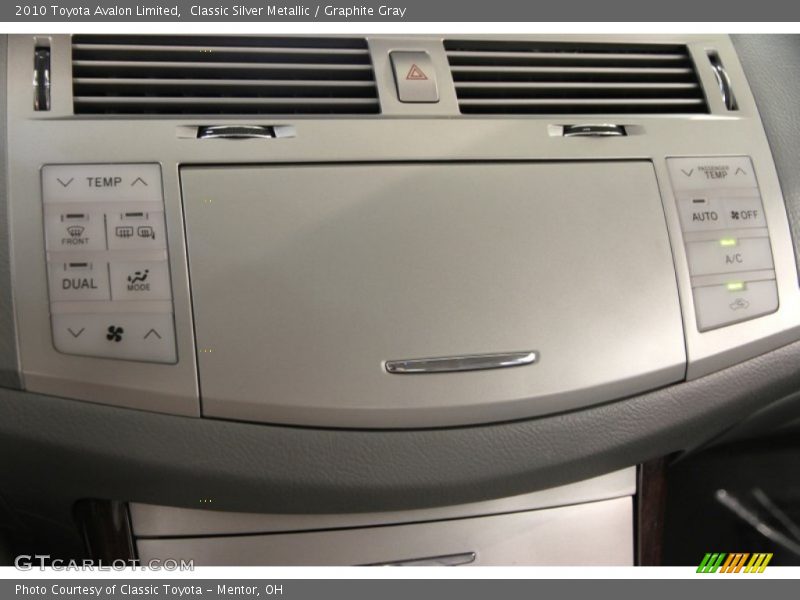 Classic Silver Metallic / Graphite Gray 2010 Toyota Avalon Limited