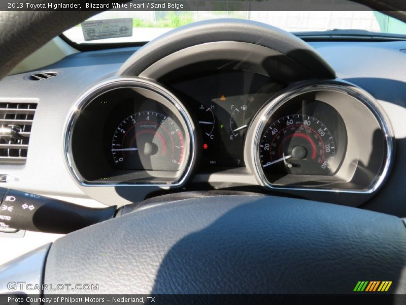 Blizzard White Pearl / Sand Beige 2013 Toyota Highlander