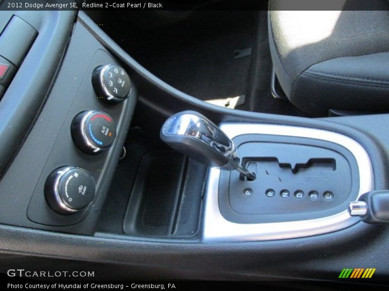 Redline 2-Coat Pearl / Black 2012 Dodge Avenger SE