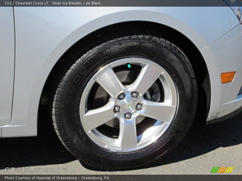 Silver Ice Metallic / Jet Black 2012 Chevrolet Cruze LT