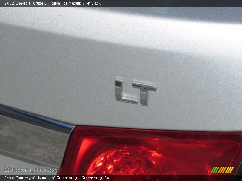 Silver Ice Metallic / Jet Black 2012 Chevrolet Cruze LT