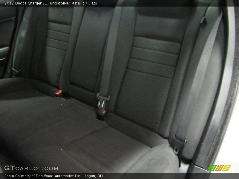 Bright Silver Metallic / Black 2012 Dodge Charger SE
